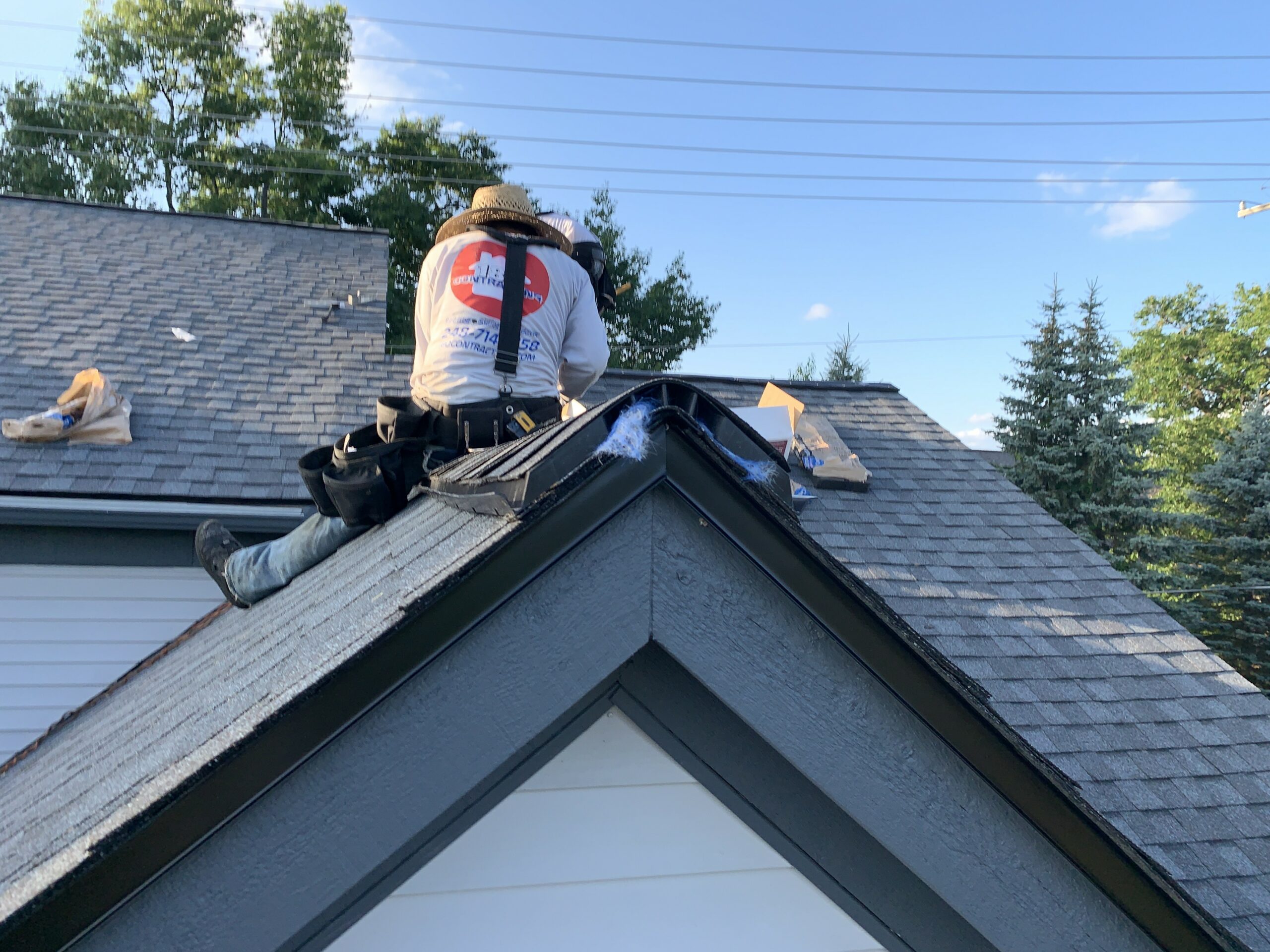 Comparing Estimates from Different Roofing Contractor Options